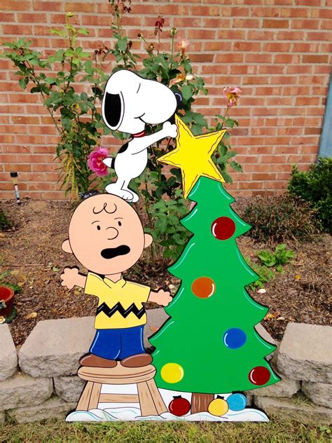 outdoor snoopy christmas decorations|More.